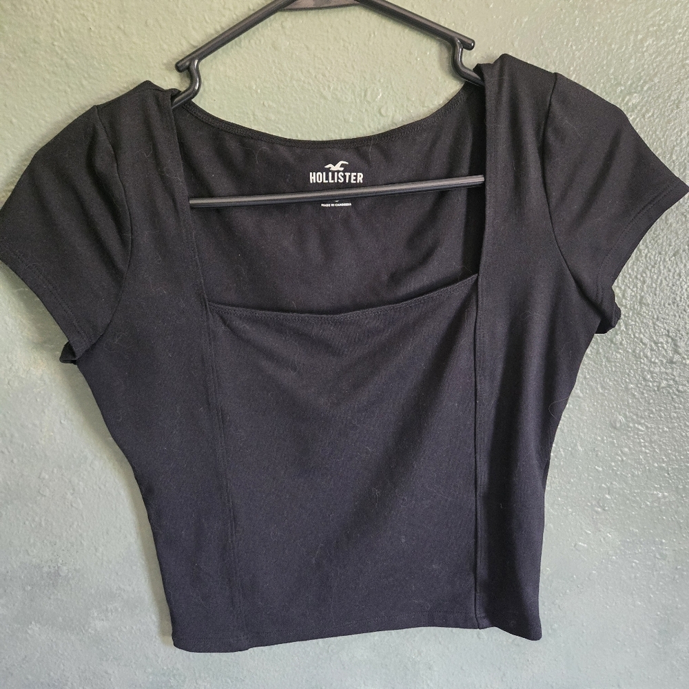 Hollister - Square Neck Baby Cropped Tee Shirt - Women's Size S  small